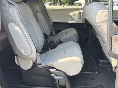 2025 Toyota Sienna XLE 7 Passenger