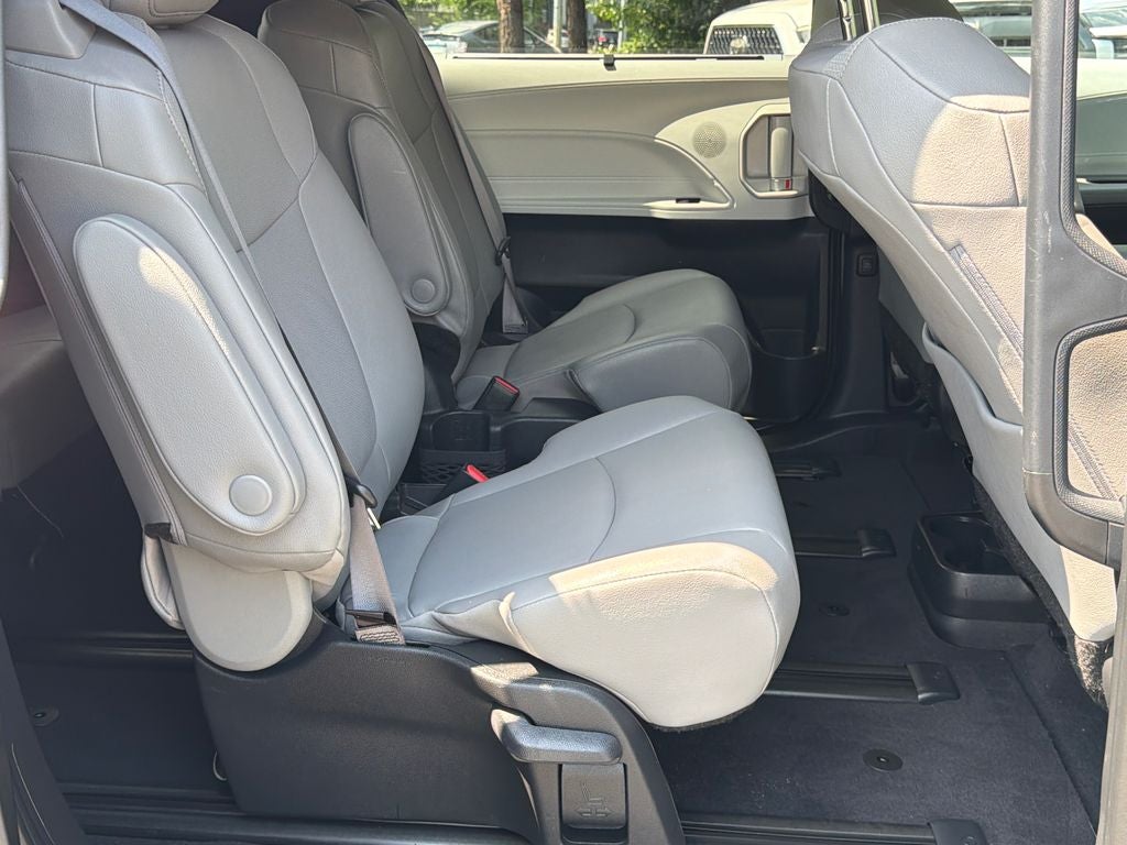 2025 Toyota Sienna XLE 7 Passenger