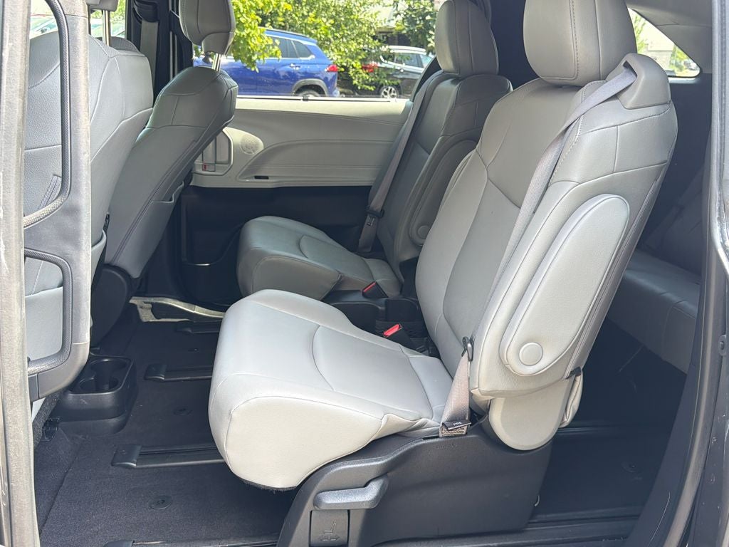 2025 Toyota Sienna XLE 7 Passenger