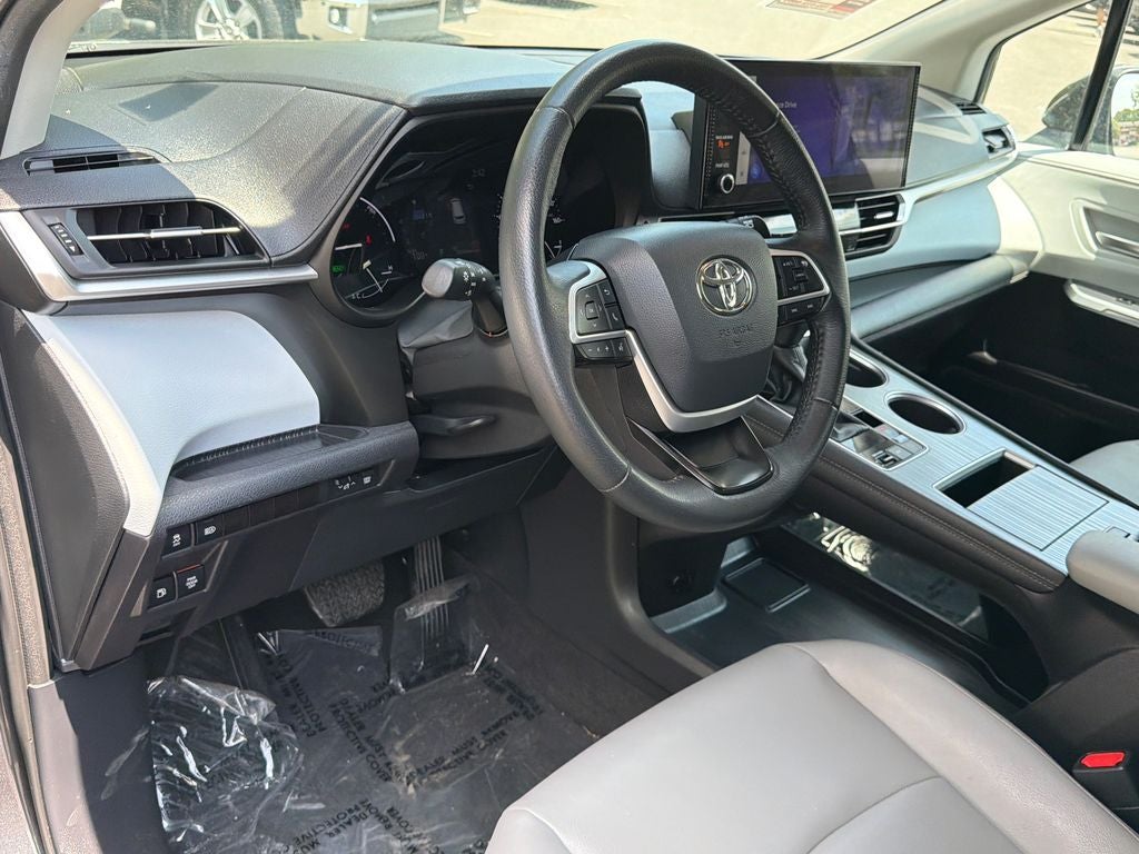 2025 Toyota Sienna XLE 7 Passenger