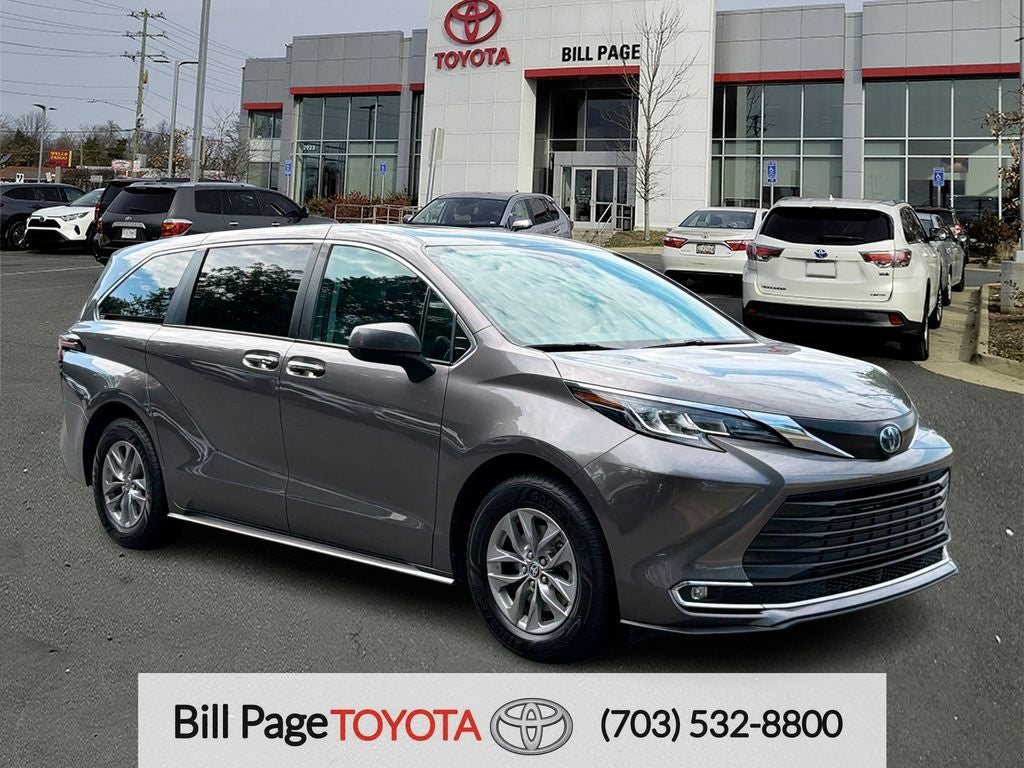 2023 Toyota Sienna XLE 7 Passenger