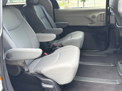2023 Toyota Sienna XLE 7 Passenger