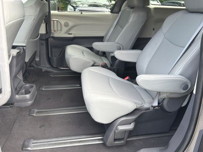 2023 Toyota Sienna XLE 7 Passenger