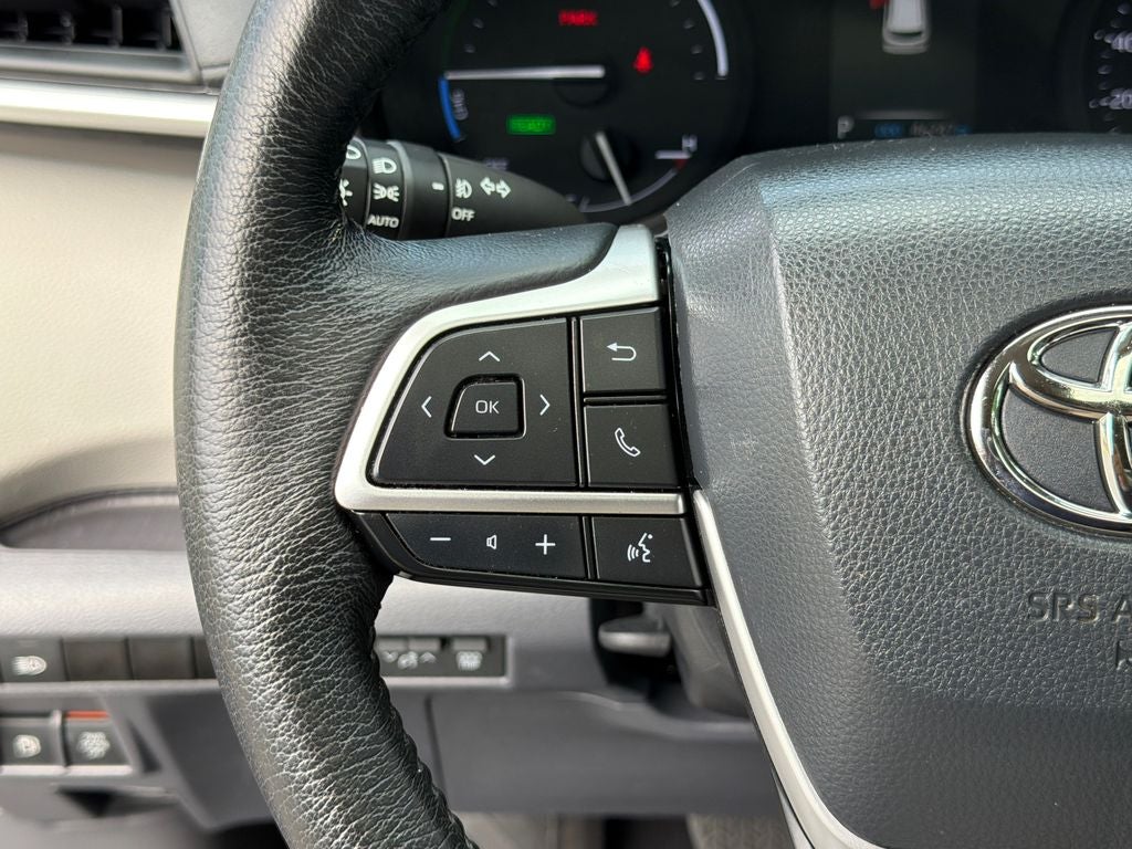 2023 Toyota Sienna XLE 7 Passenger