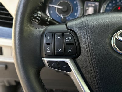 2018 Toyota Sienna XLE Premium 8 Passenger