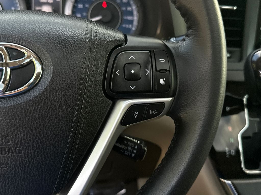 2018 Toyota Sienna XLE Premium 8 Passenger