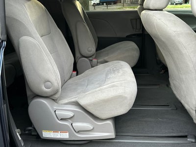 2019 Toyota Sienna L 7 Passenger