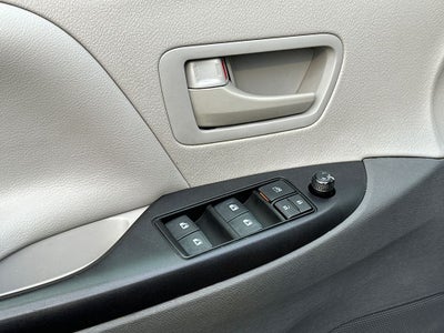 2019 Toyota Sienna L 7 Passenger