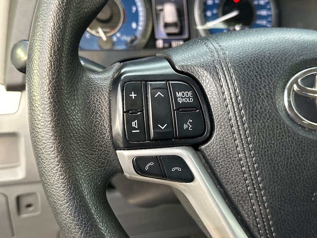 2019 Toyota Sienna L 7 Passenger