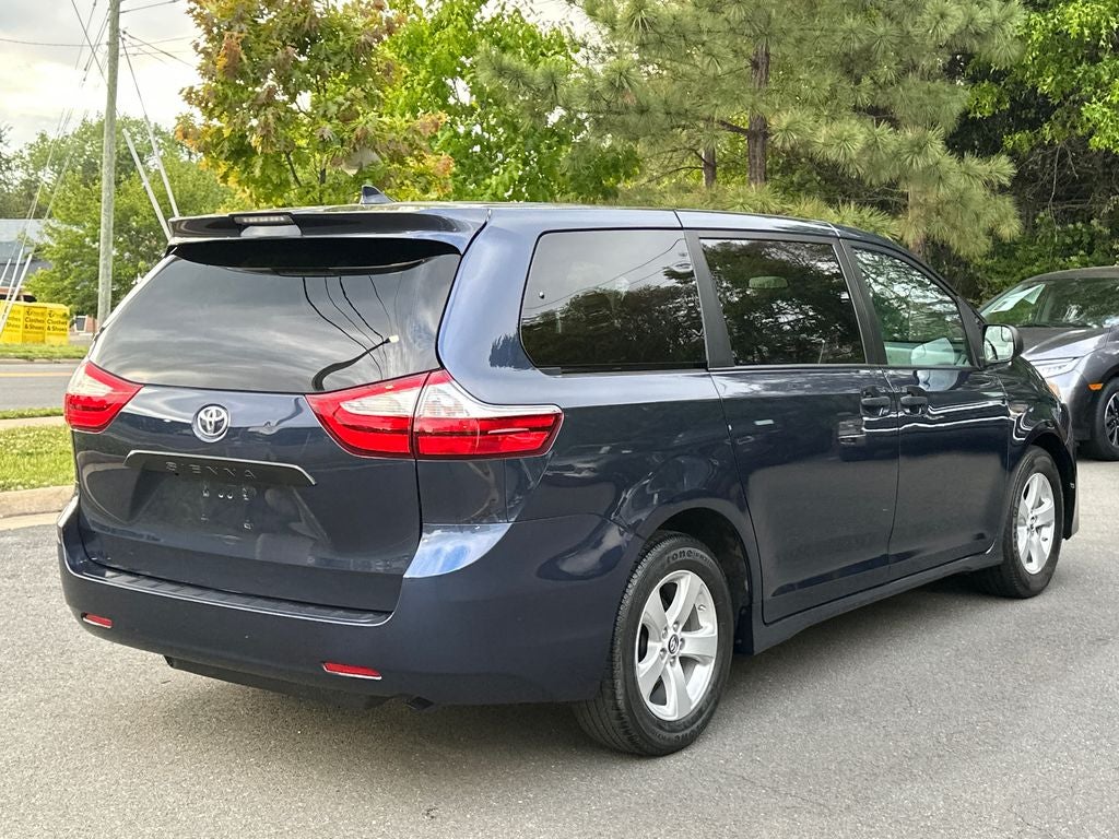 2019 Toyota Sienna L 7 Passenger