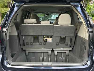 2019 Toyota Sienna L 7 Passenger