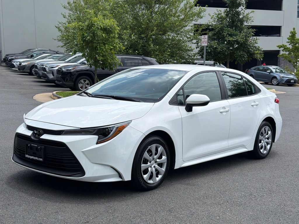 2025 Toyota Corolla LE
