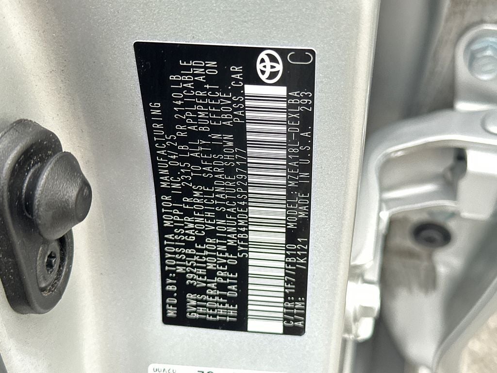 2025 Toyota Corolla LE