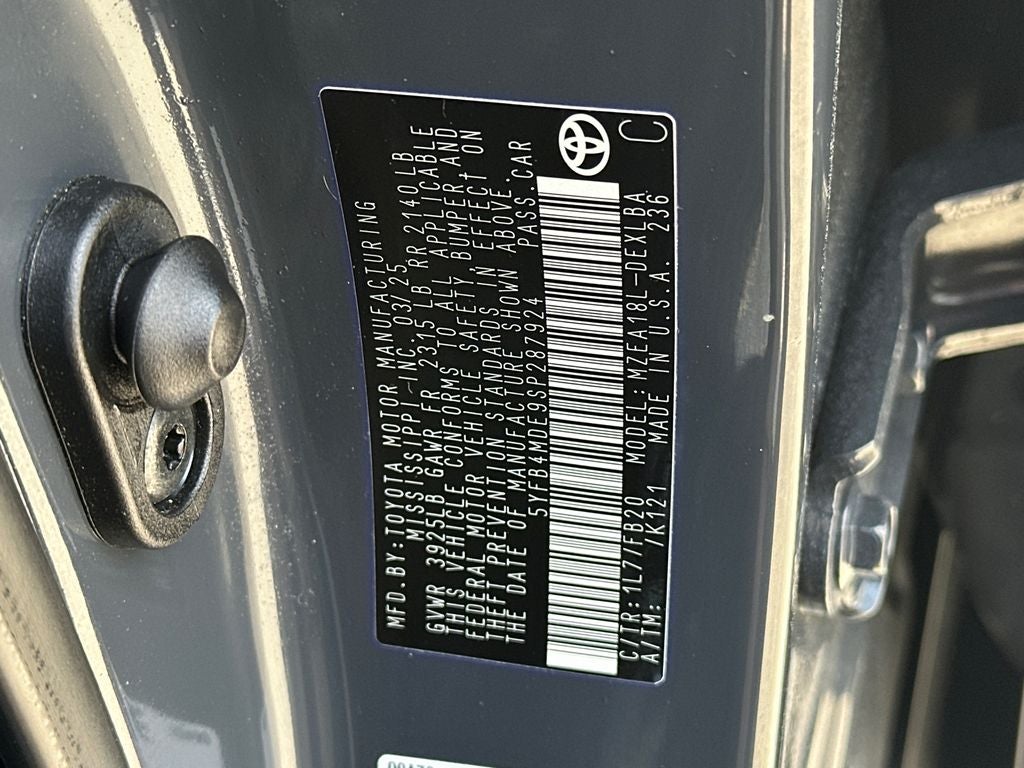 2025 Toyota Corolla LE