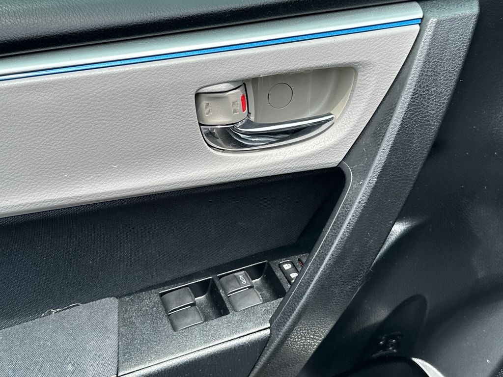 2015 Toyota Corolla LE Plus