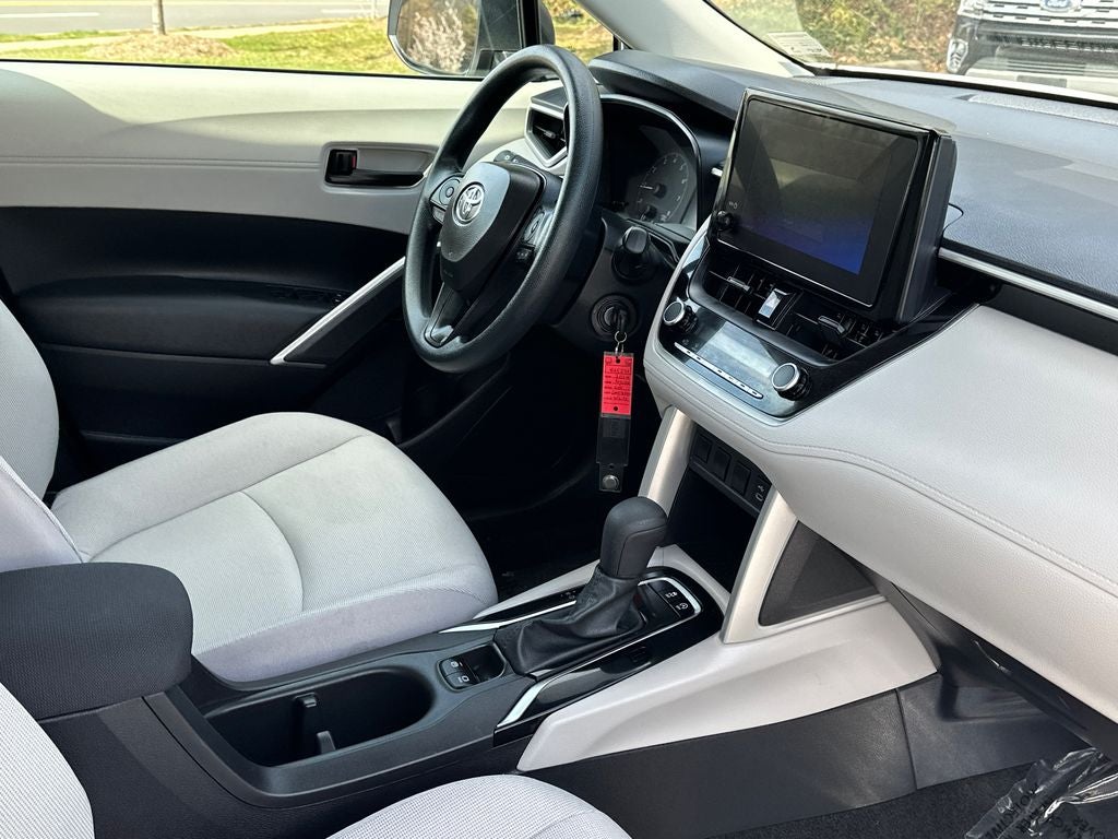 2024 Toyota Corolla Cross L