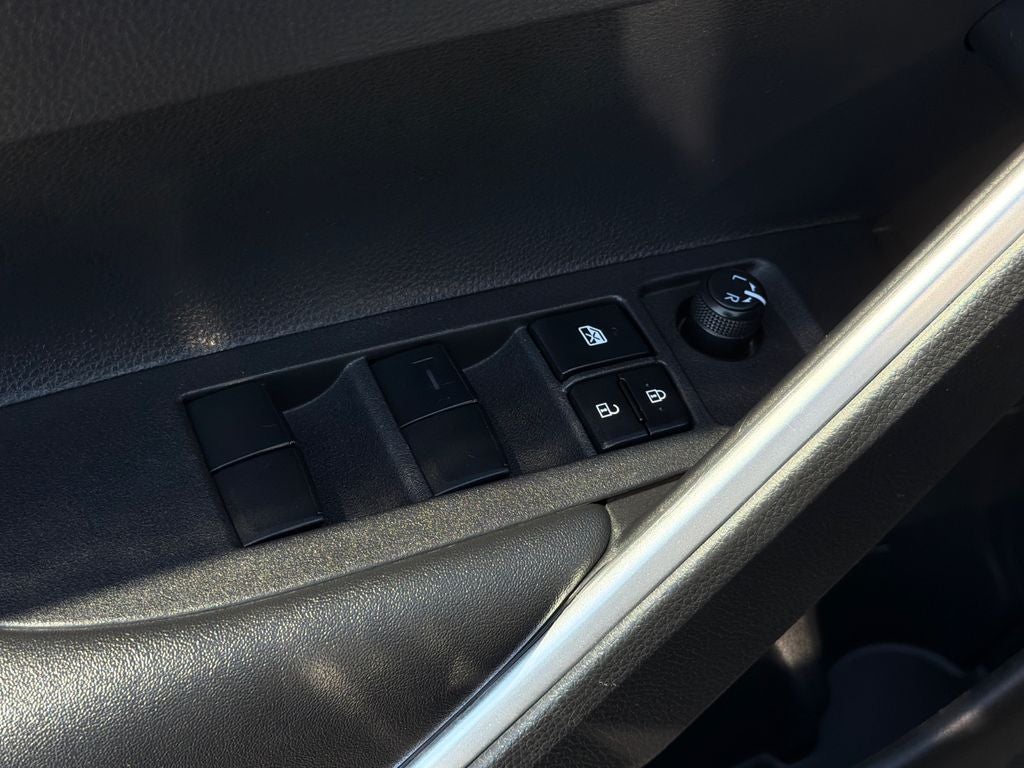 2024 Toyota Corolla Cross Hybrid SE