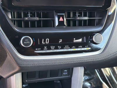 2024 Toyota Corolla Cross Hybrid SE
