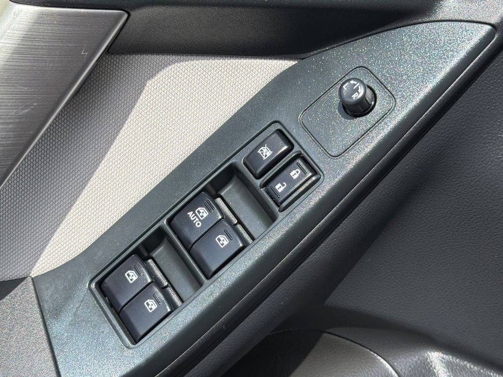 2014 Subaru Forester 2.5i