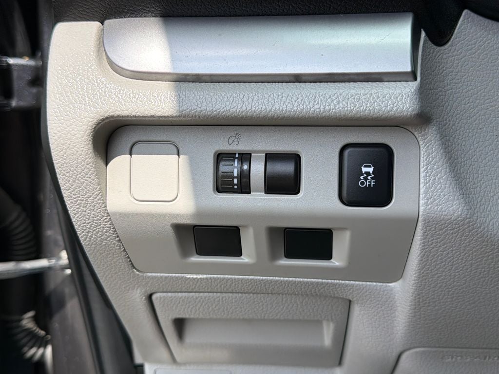 2014 Subaru Forester 2.5i