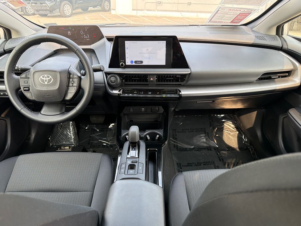 2025 Toyota Prius LE