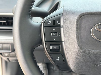 2025 Toyota Prius LE