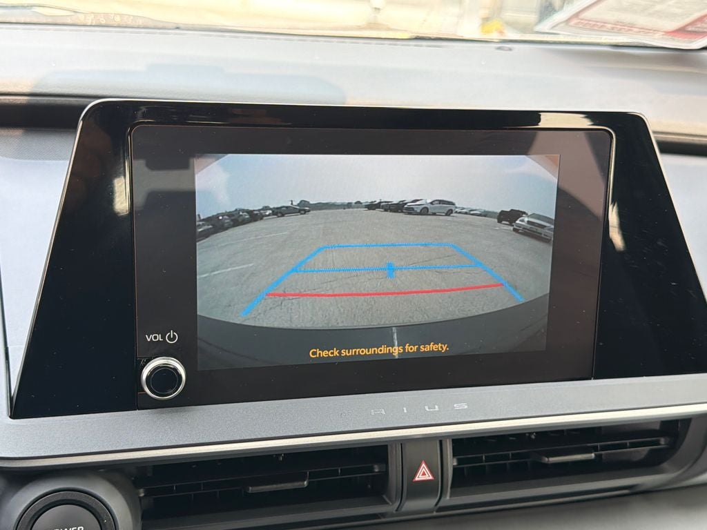 2025 Toyota Prius LE