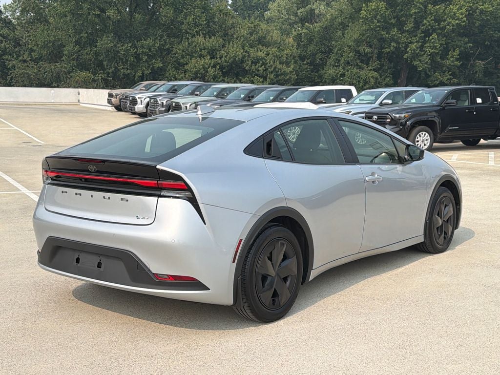 2025 Toyota Prius LE
