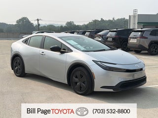 2025 Toyota Prius LE