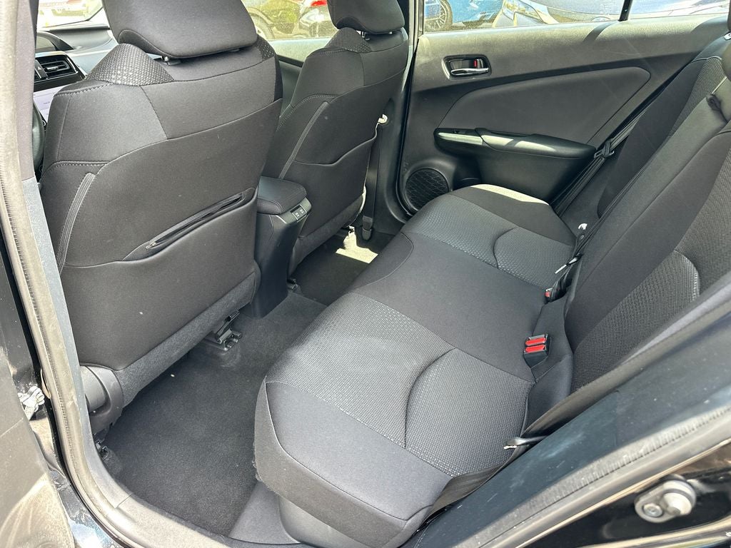 2022 Toyota Prius LE
