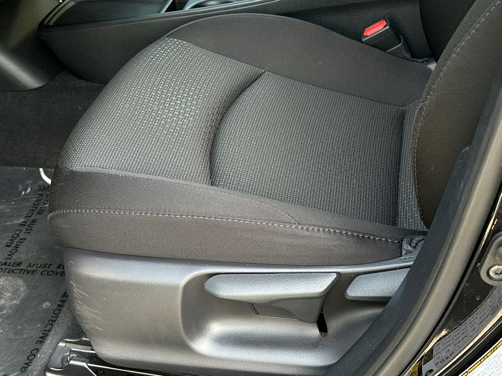 2022 Toyota Prius LE