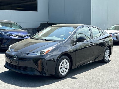 2022 Toyota Prius LE