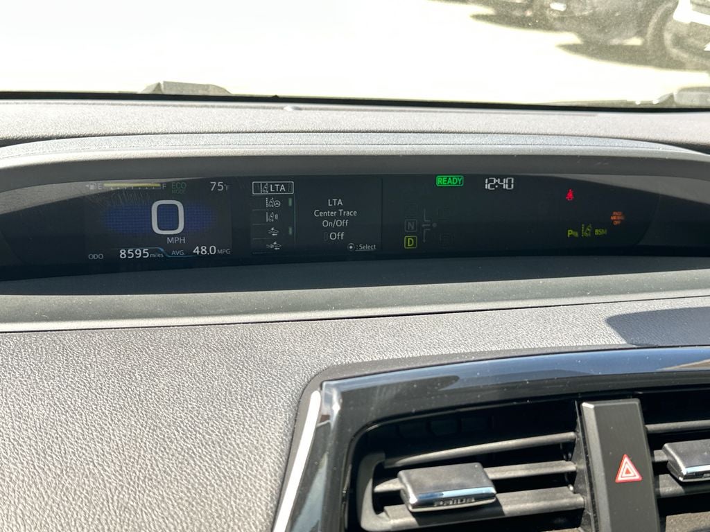 2022 Toyota Prius LE