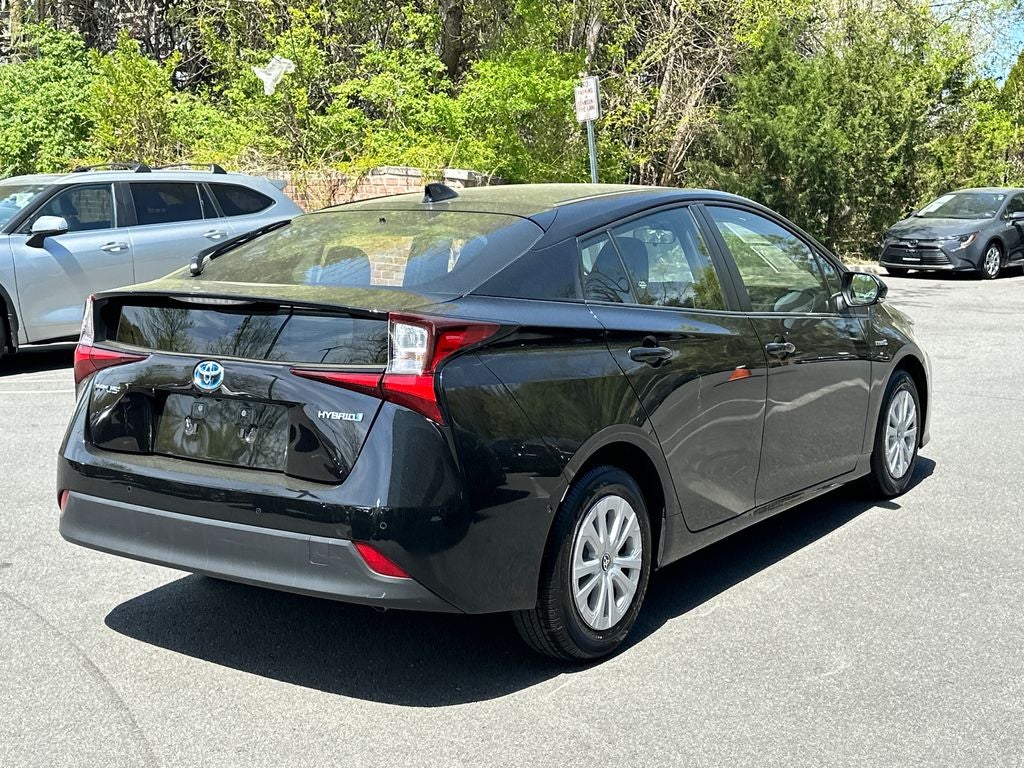 2022 Toyota Prius LE