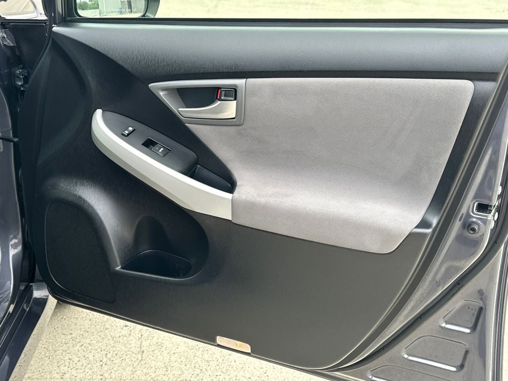 2013 Toyota Prius Three