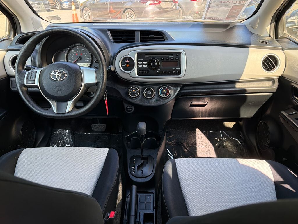 2012 Toyota Yaris LE