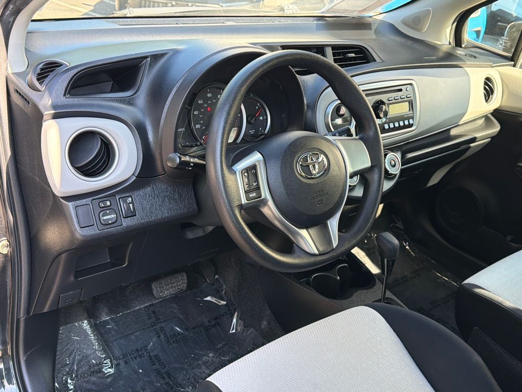 2012 Toyota Yaris LE
