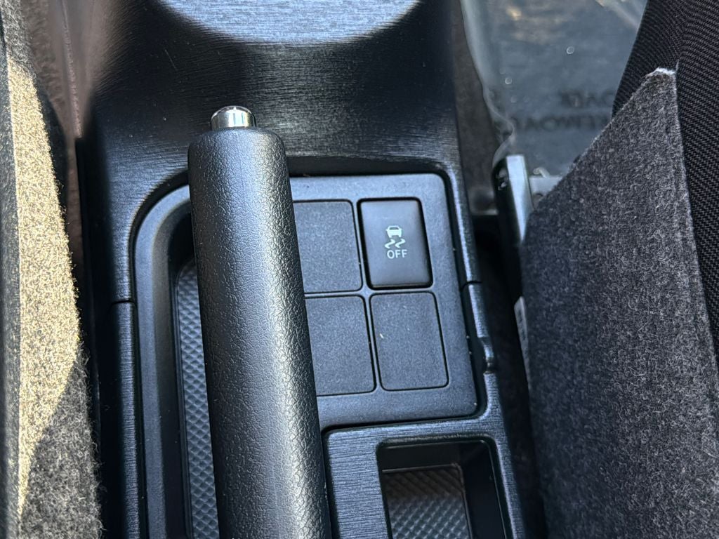 2012 Toyota Yaris LE