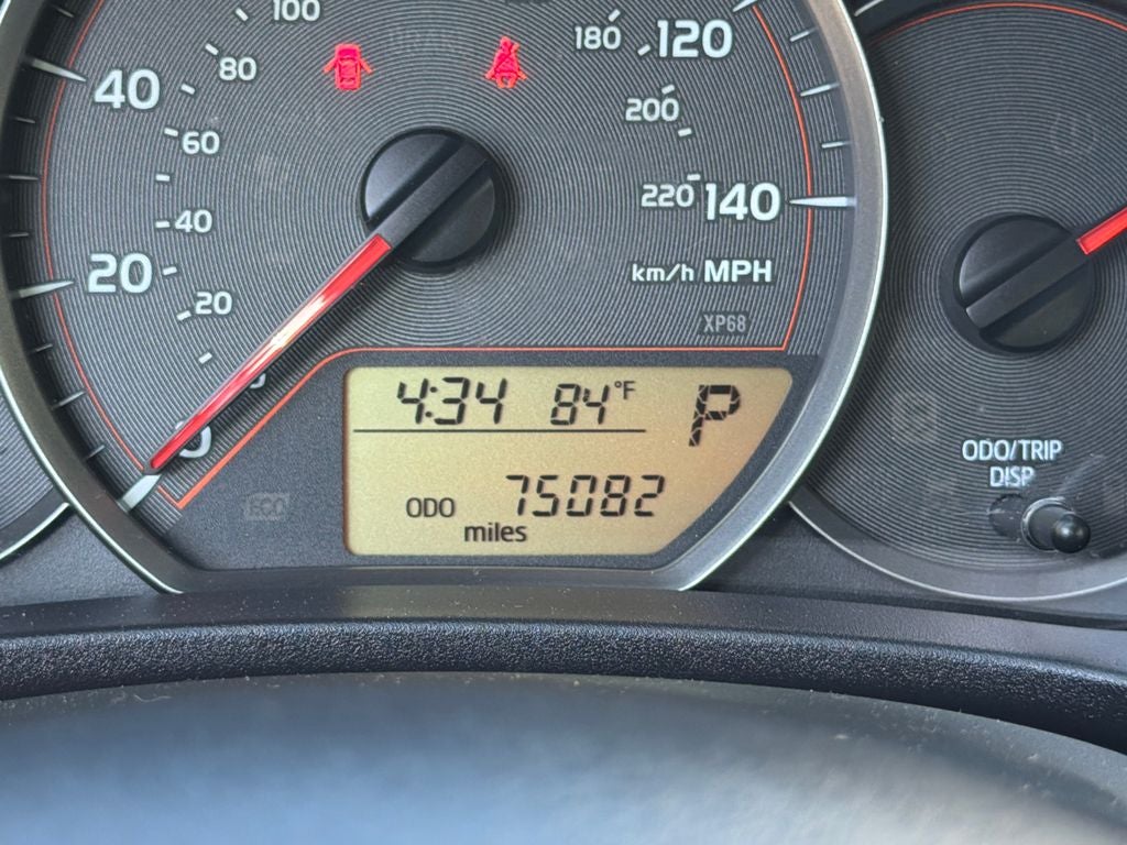 2012 Toyota Yaris LE
