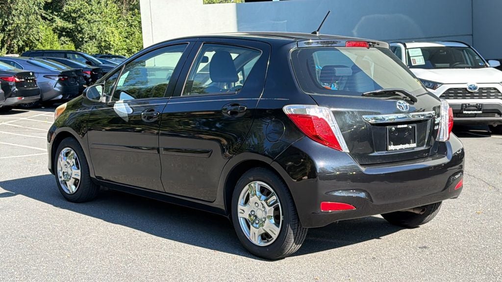 2012 Toyota Yaris LE