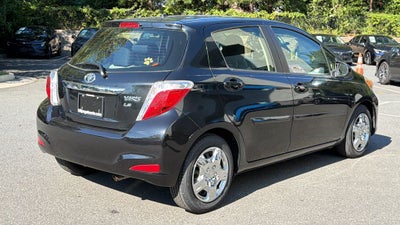 2012 Toyota Yaris LE