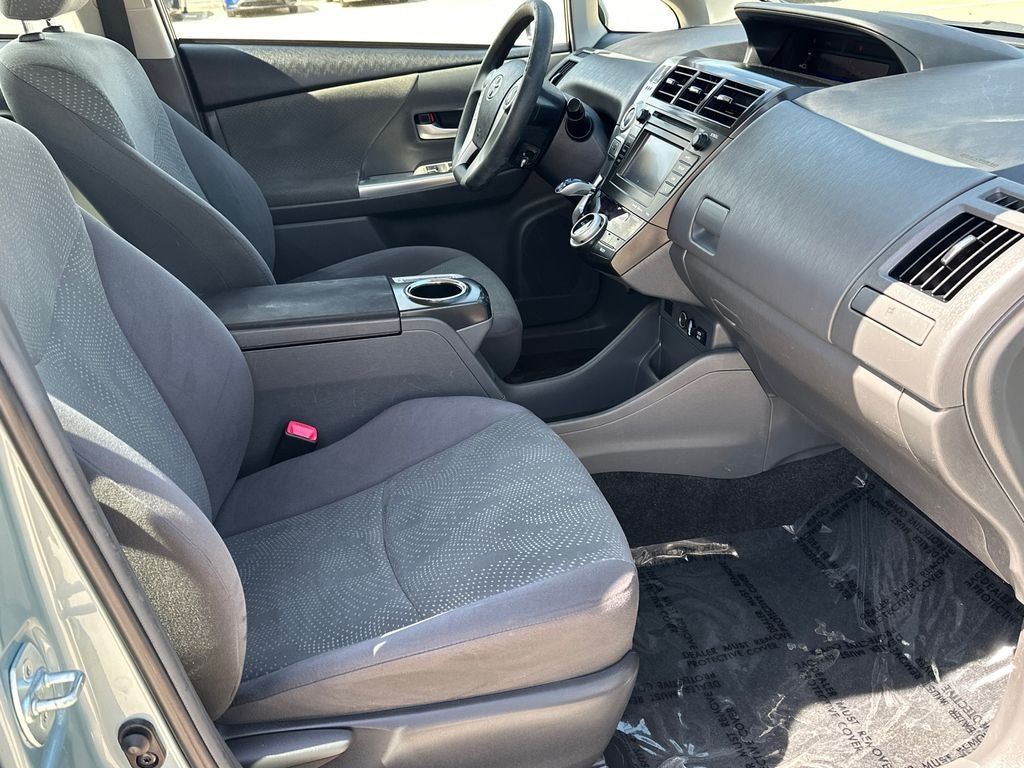 2014 Toyota Prius v Three