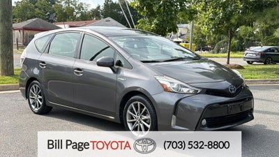 2015 Toyota Prius v Five