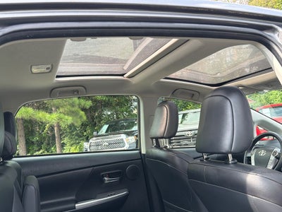 2015 Toyota Prius v Five