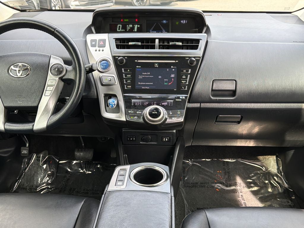 2015 Toyota Prius v Five