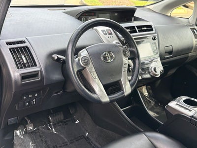 2015 Toyota Prius v Five