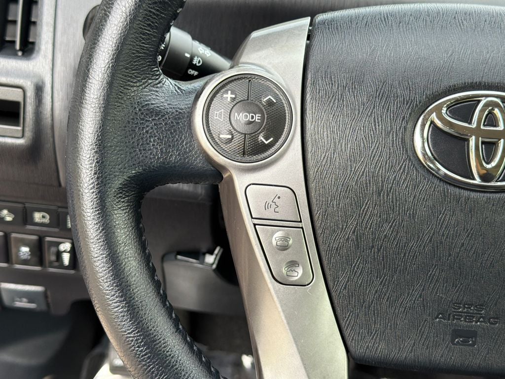 2015 Toyota Prius v Five