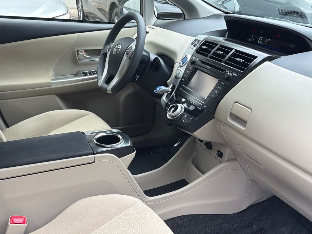 2013 Toyota Prius v Three