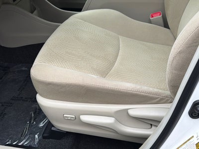 2013 Toyota Prius v Three