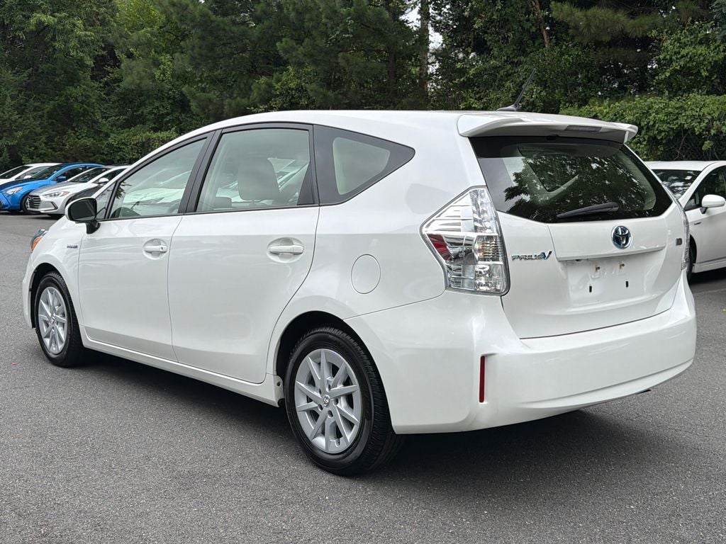 2013 Toyota Prius v Three
